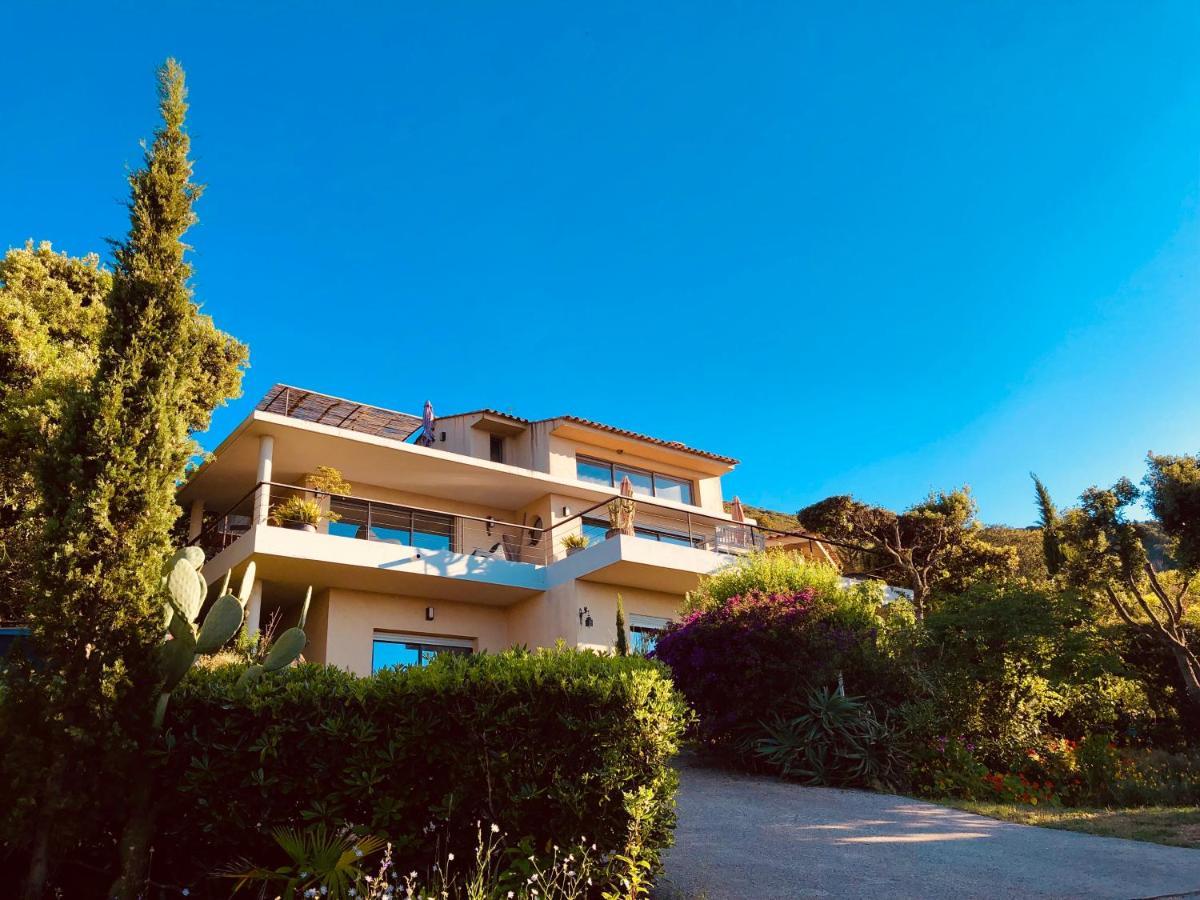 casa salini Bed & Breakfast Verghia Bagian luar foto